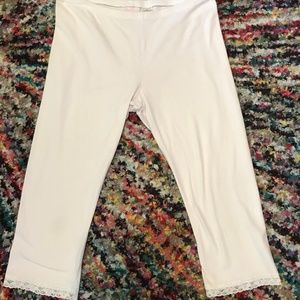 Old Navy Girls XL Cream Leggins w/lace on cuffs